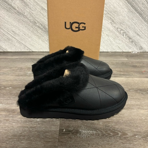 UGG | Pearlized Slipper In Black Leather Indoor Outdoor NEW Size 8 - Picture 1 of 10
